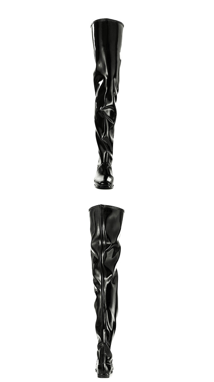 Front and back view of ACQUO of Sweden’s over-the-knee black rubber boots with flat sole, featuring a sleek silhouette and glossy Swedish design.
