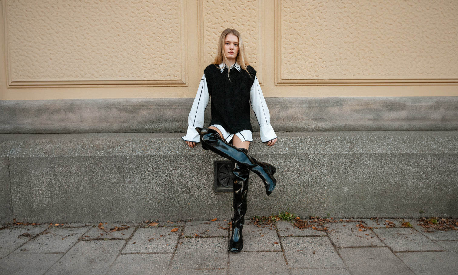 ACQUO Lisa: Where elegance meets edge