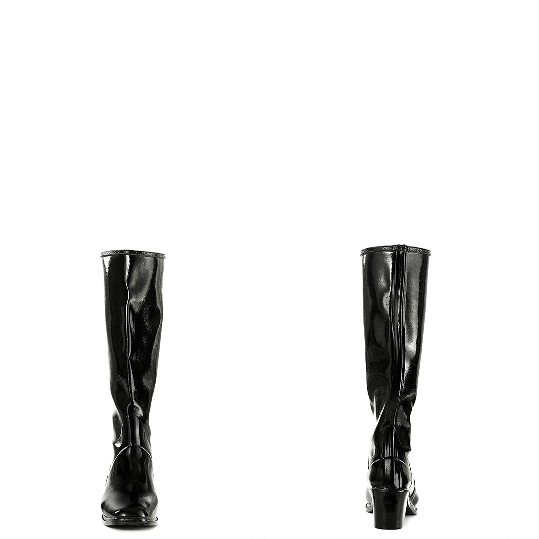 Front and back view of ACQUO of Sweden’s glossy knee-high black boots with mid-height block heels, crafted from premium rubber for a chic, Swedish-inspired look