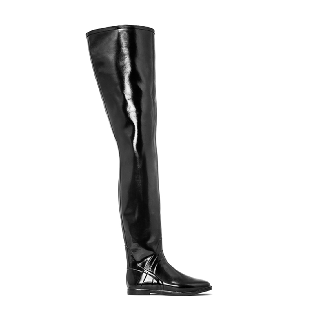 ACQUO of Sweden over-the-knee black boots with a sleek matte finish and flat sole – modern Scandinavian design for bold, fashion-forward styling