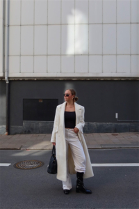 Filippa Alexén styles her ACQUO Madison